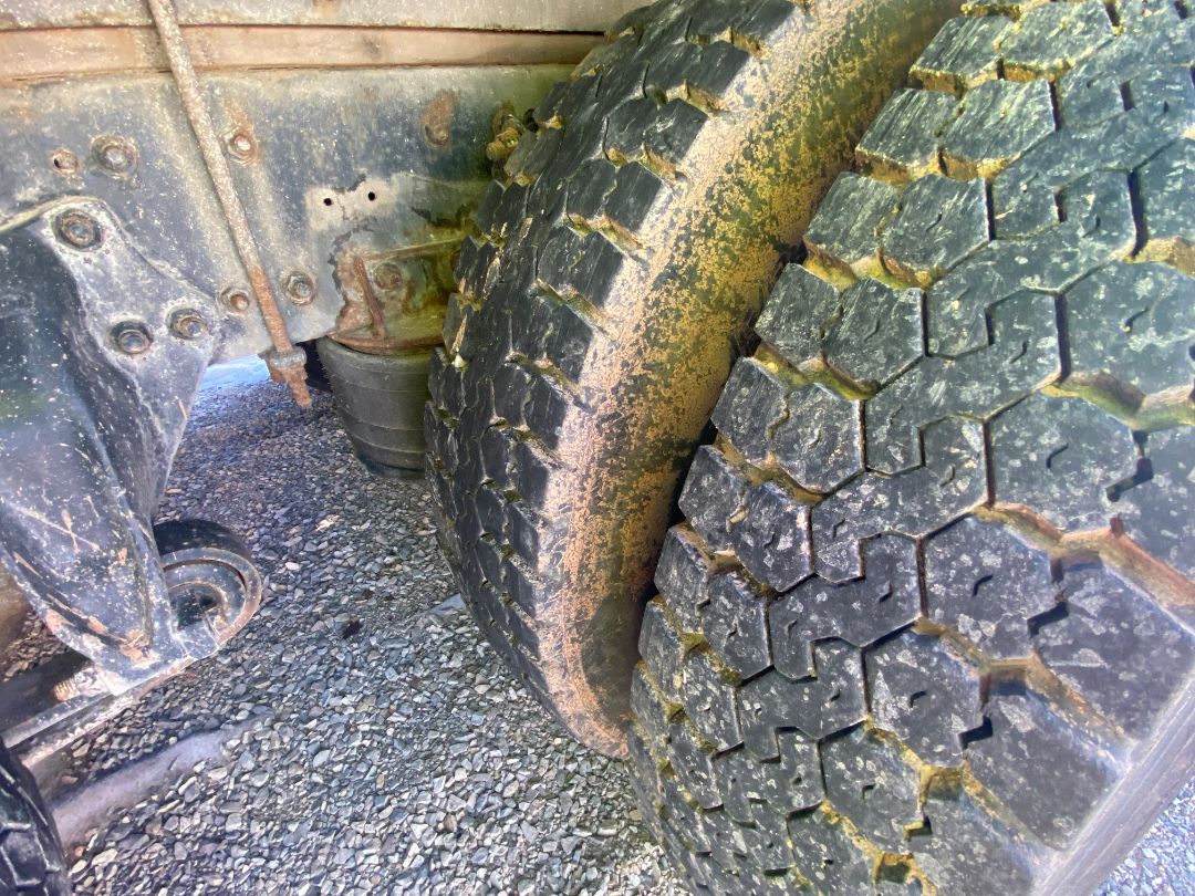 1995 FREIGHTLINER FL80 - Image 20